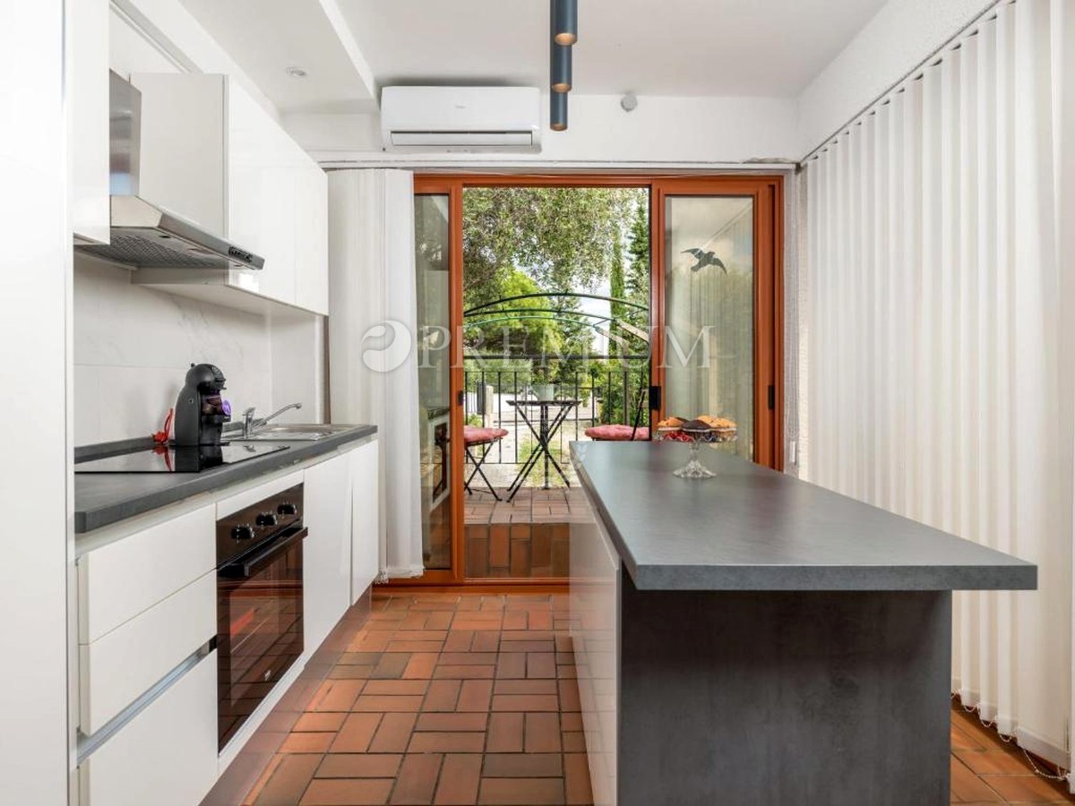 Punat, dintorni, casa indipendente con piscina!