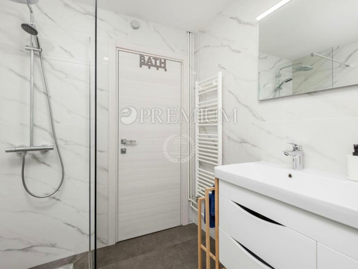 Punat, dintorni, casa indipendente con piscina!