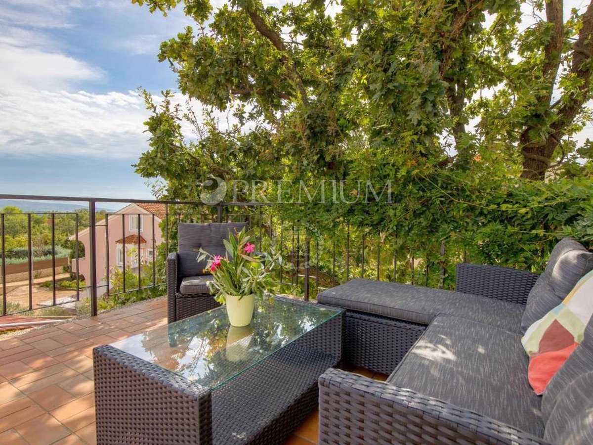 Punat, dintorni, casa indipendente con piscina!