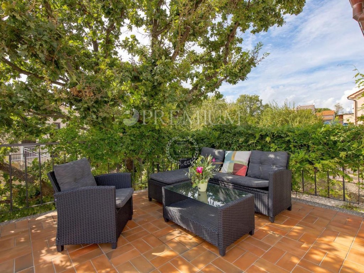 Punat, dintorni, casa indipendente con piscina!