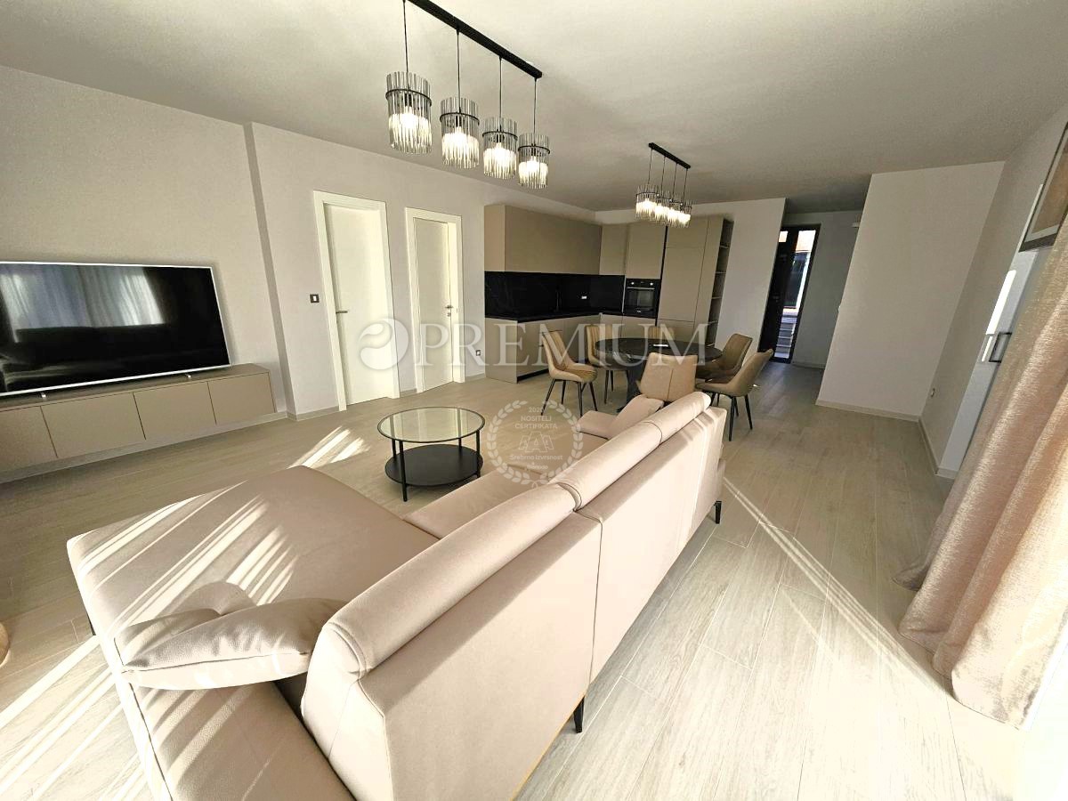 Krk, nuova casa indipendente con piscina!