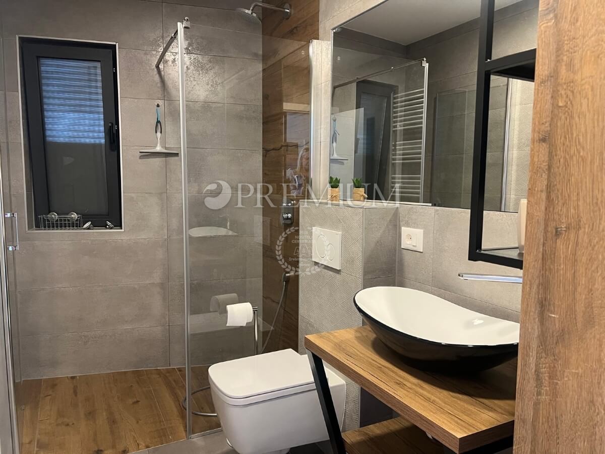 Malinska, appartamento arredato con piscina vicino al mare!