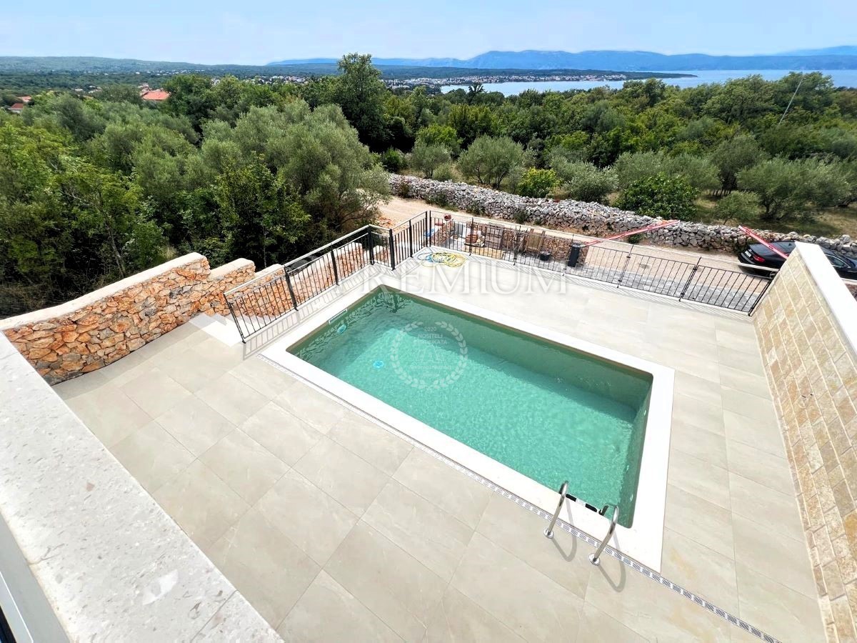 Malinska, in vendita, nuova casa con piscina e vista mare! 