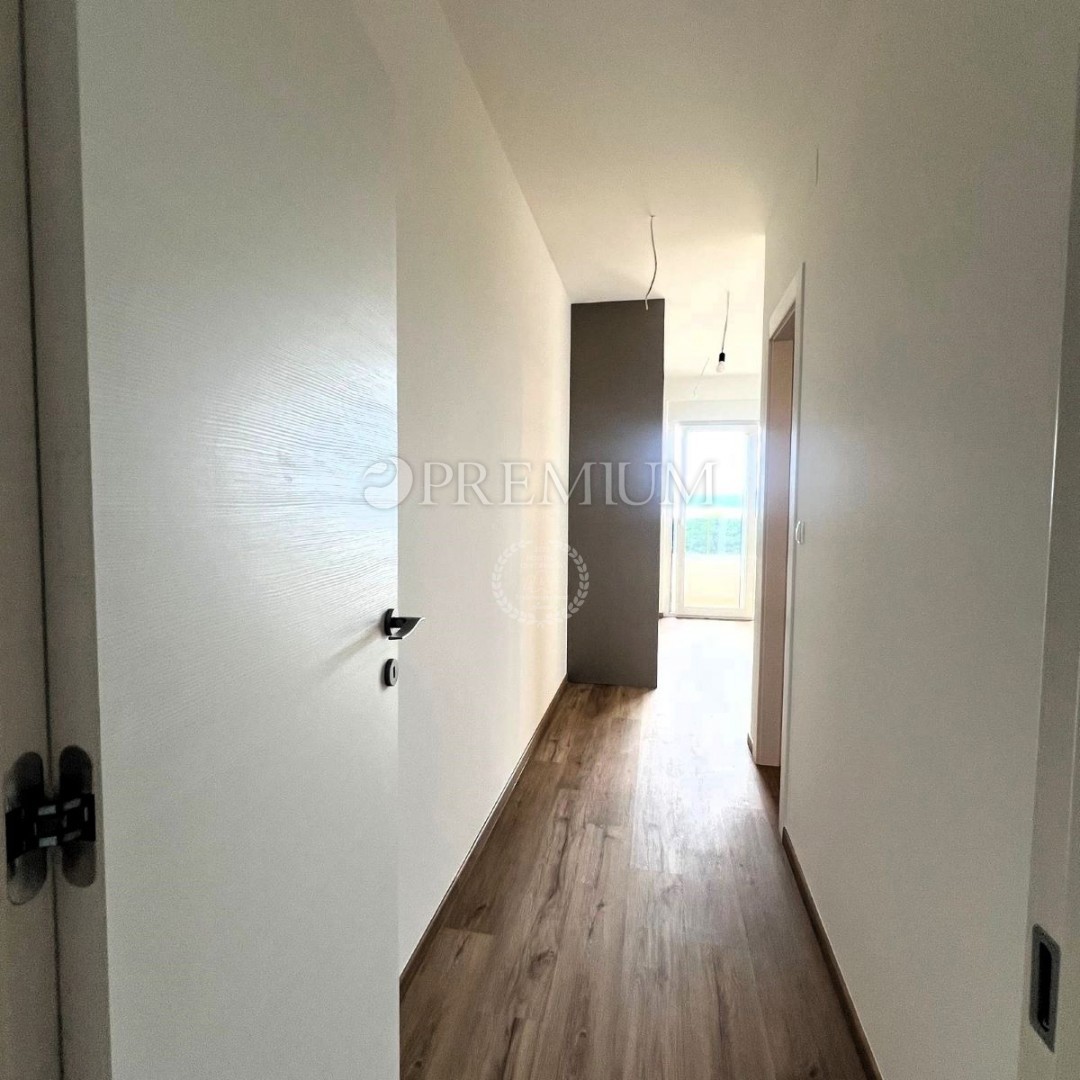 Malinska, in vendita, nuova casa con piscina e vista mare! 