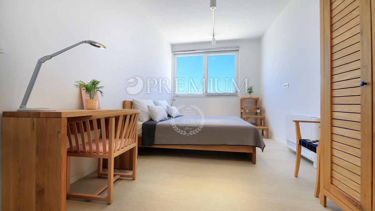 Malinska, lussuosa casa con piscina e vista mare