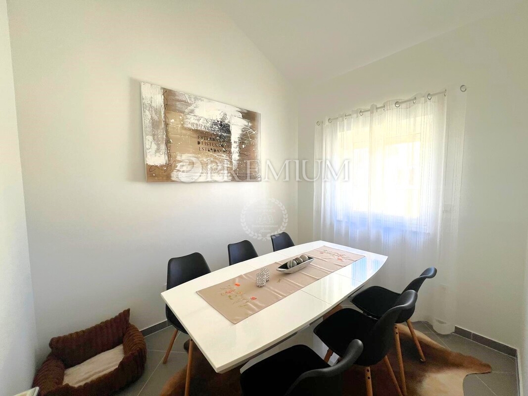 Čižići, Appartamento con giardino e vista mare!