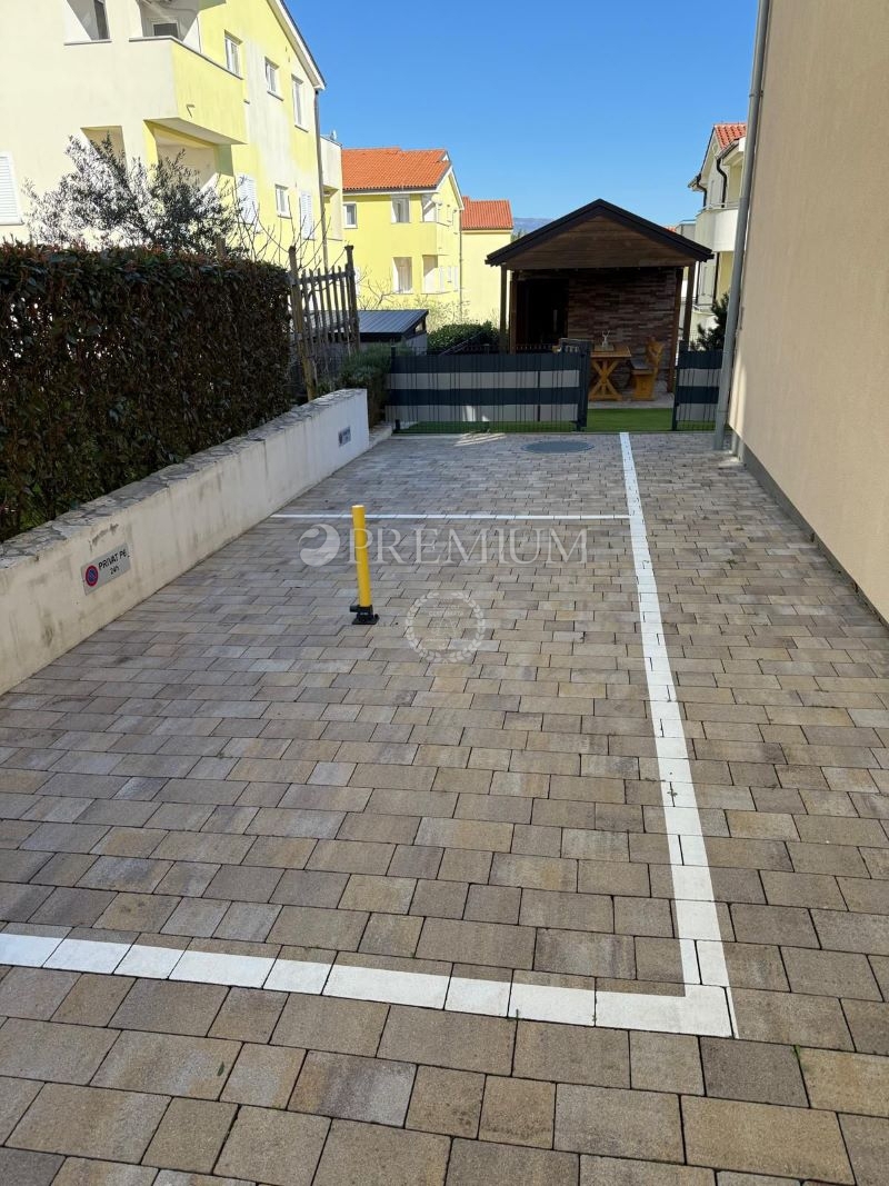 Čižići, Appartamento con giardino e vista mare!