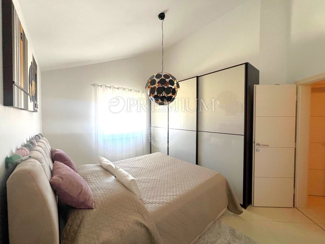 Čižići, Appartamento con giardino e vista mare!