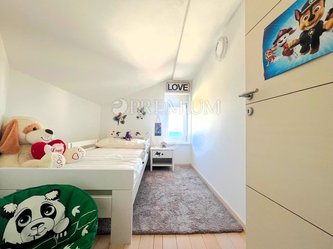 Čižići, Appartamento con giardino e vista mare!