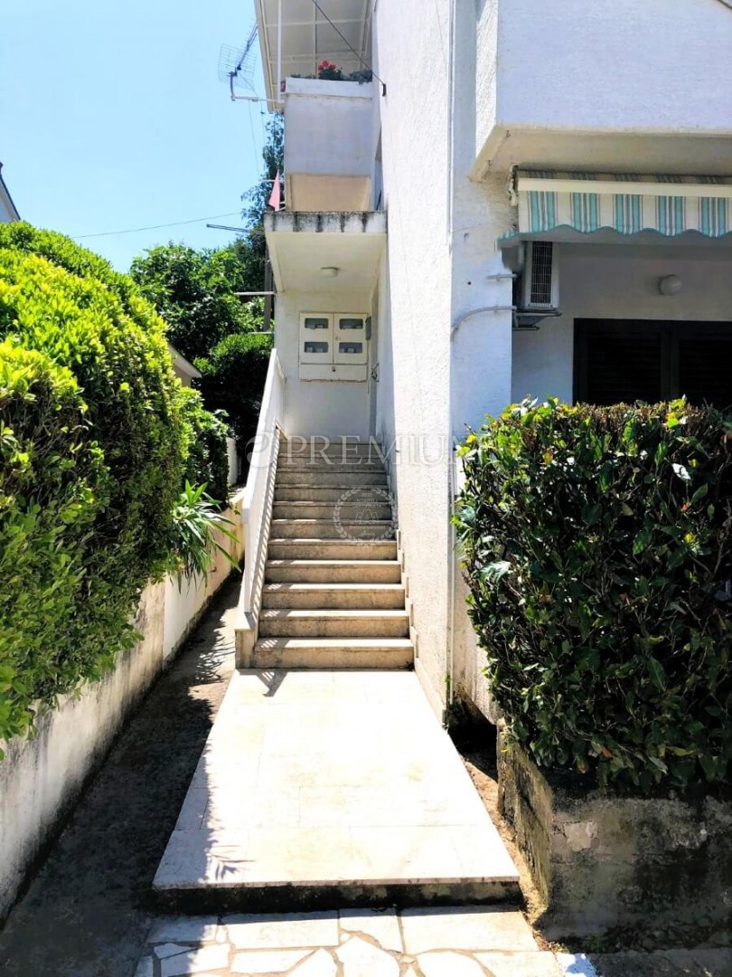 Malinska, appartamento in una posizione attraente!