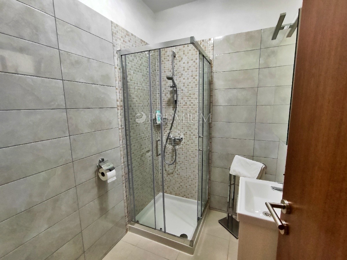 Malinska, condominio con 6 unità abitative in vendita!