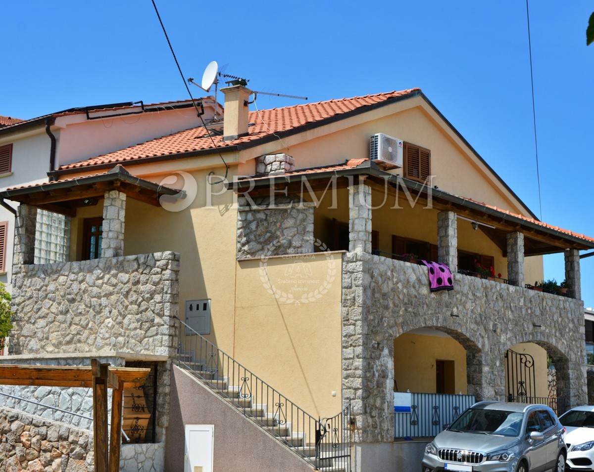 Malinska, casa 1a fila al mare!