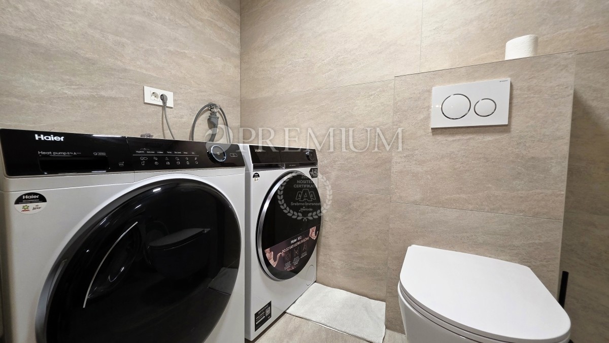 Malinska, nuova casa in vendita con garage, cortile e piscina!