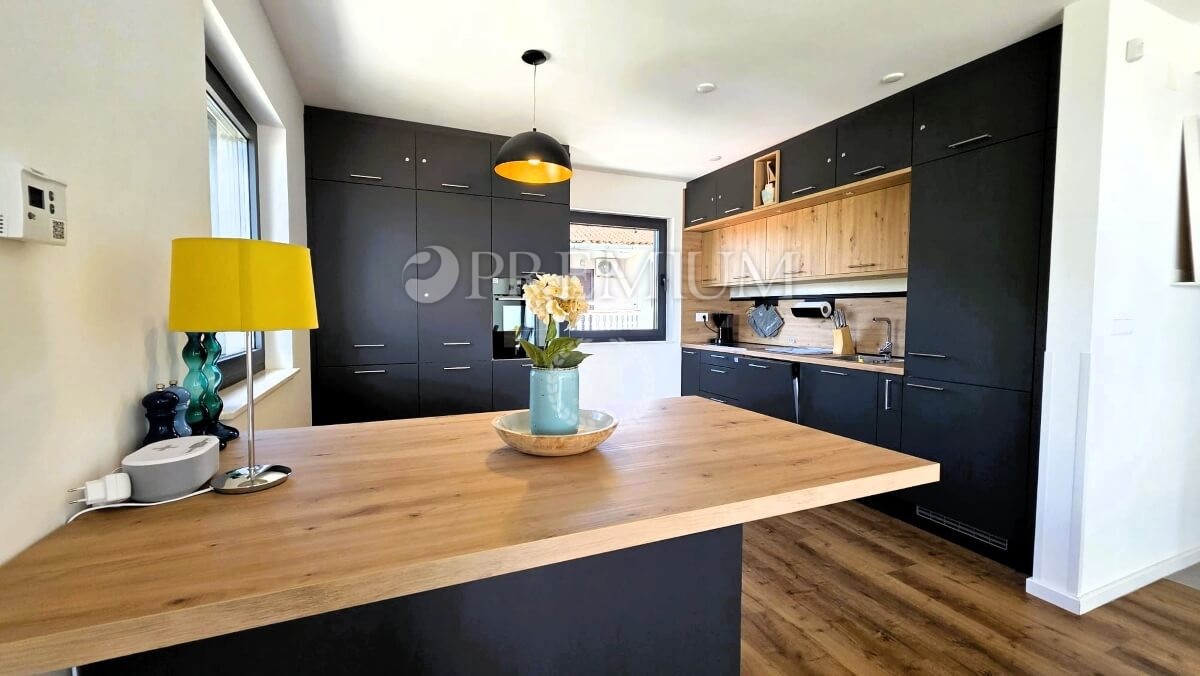 Malinska, appartamento arredato di lusso con vista mare