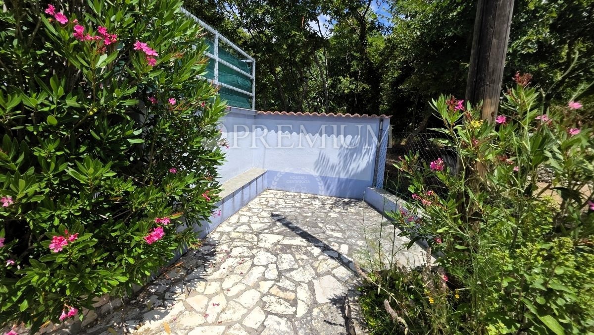 Baška, Draga Bašćanska, due case con vista mare!