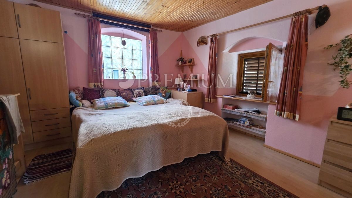 Baška, Draga Bašćanska, due case con vista mare!