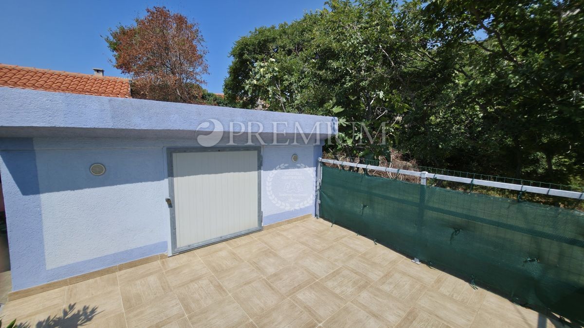 Baška, Draga Bašćanska, due case con vista mare!