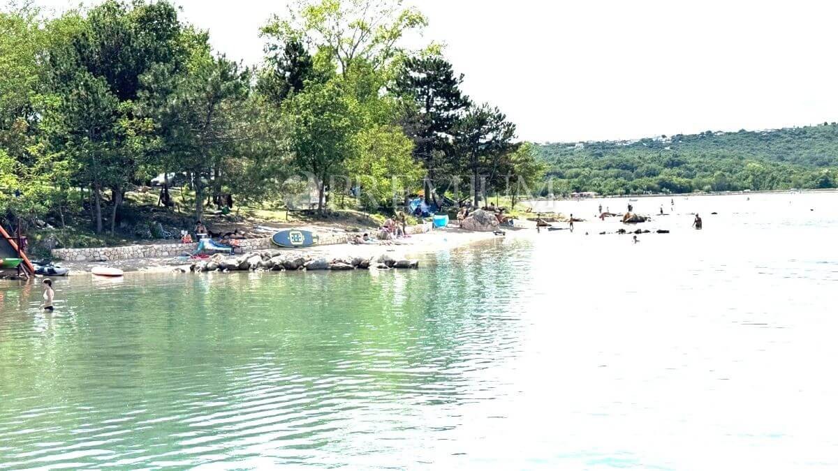 Baia di Soline – Prima fila sul mare, appartamento bilocale con vista mare!