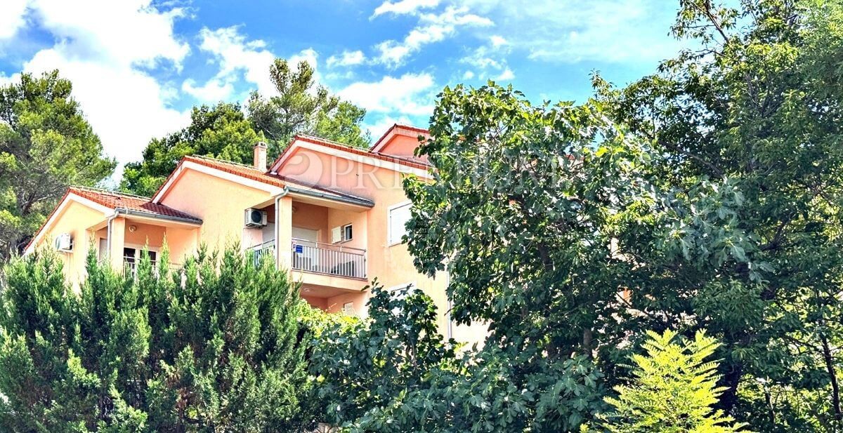 Baia di Soline – Prima fila sul mare, appartamento bilocale con vista mare!