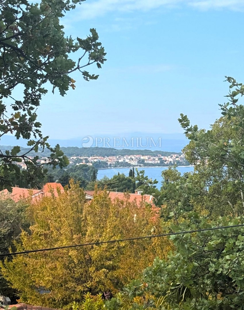 Malinska, casa indipendente con 5 appartamenti, 500 m mare!