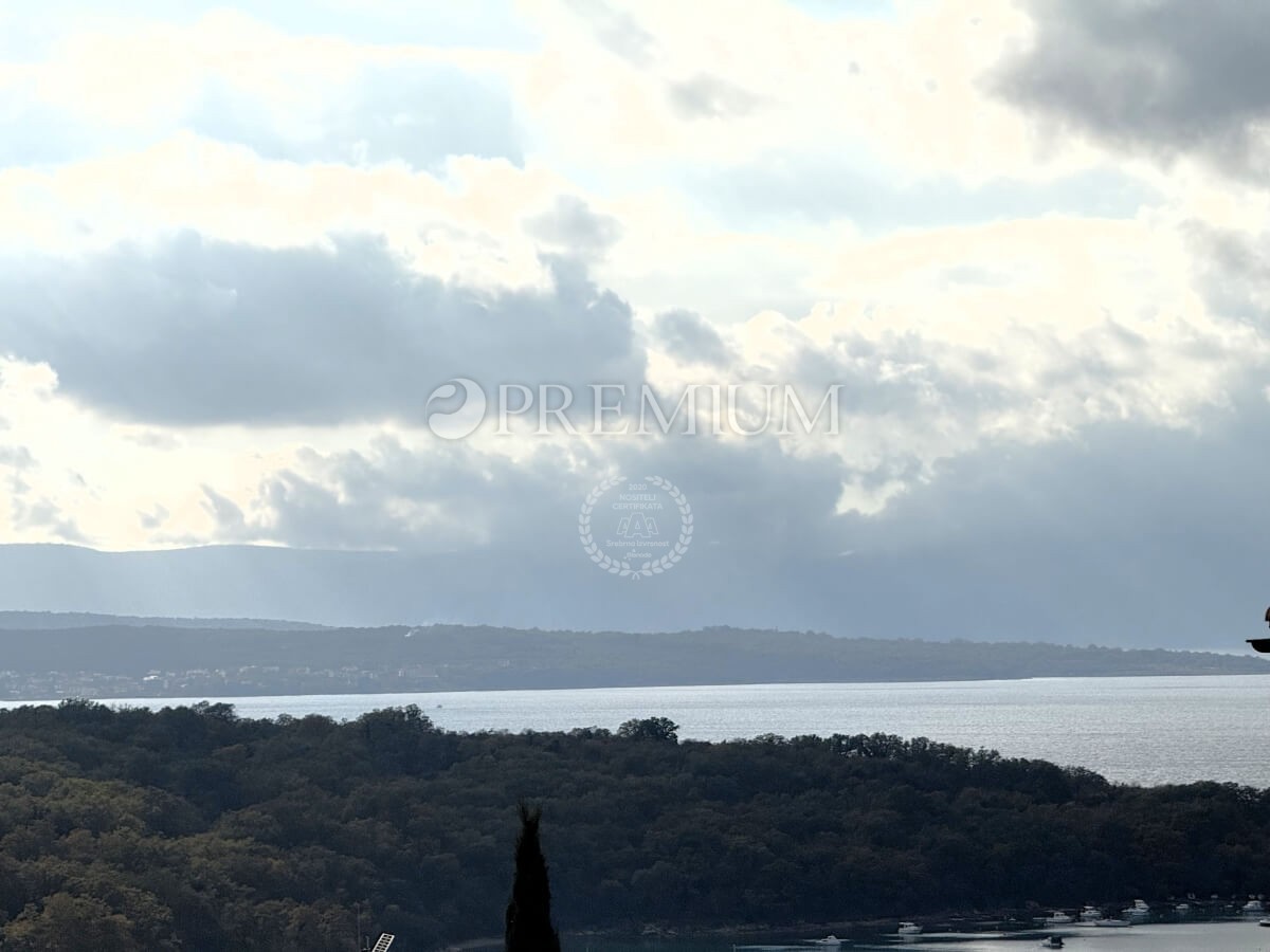 Njivice, casa doppia con due appartamenti, ottima occasione!