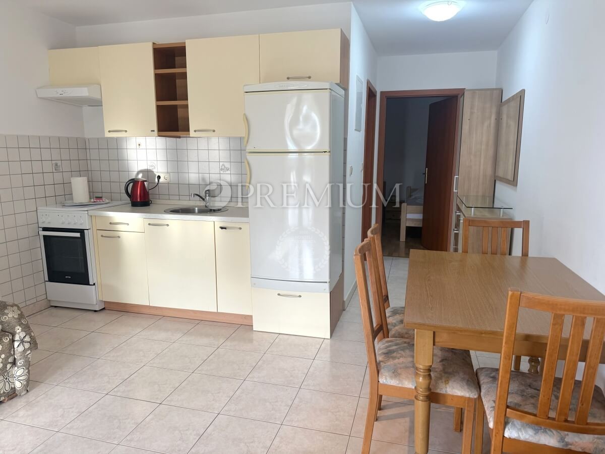 Njivice, casa doppia con due appartamenti, ottima occasione!