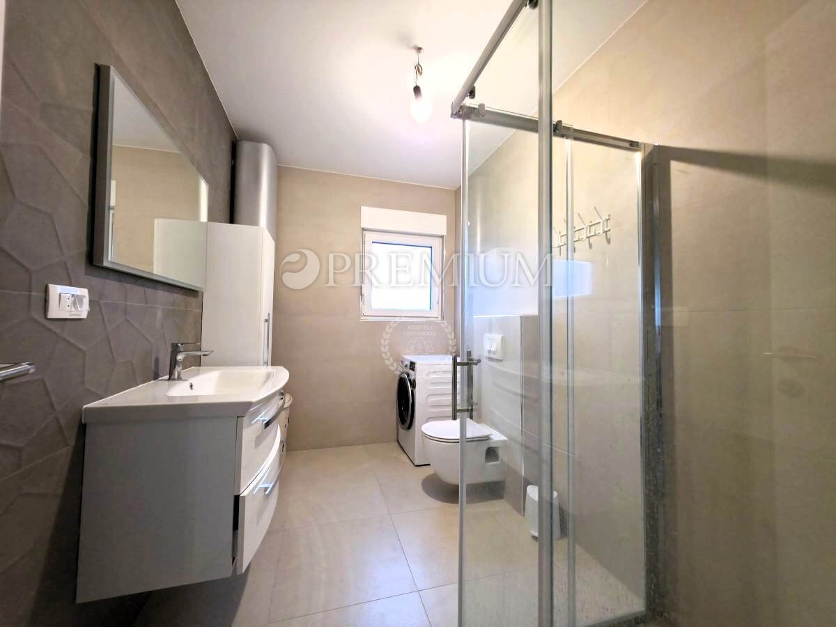 Malinska, casa arredata con piscina riscaldata!