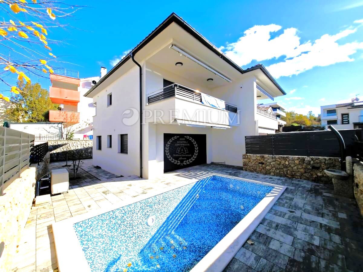 Malinska, casa arredata con piscina riscaldata!