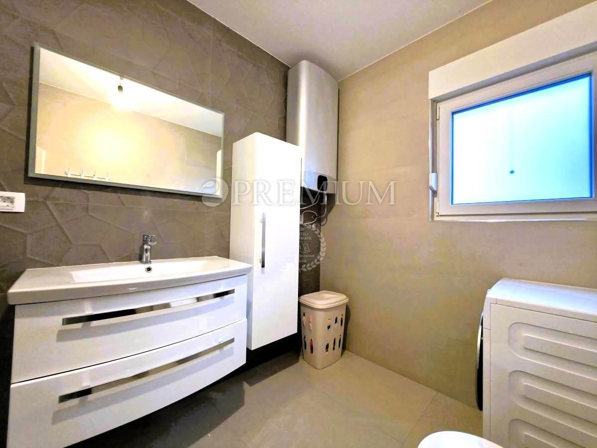 Malinska, casa arredata con piscina riscaldata!