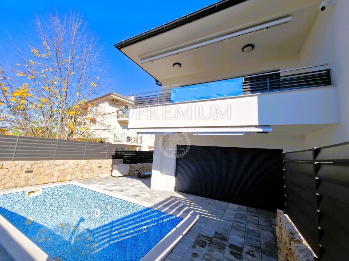 Malinska, casa arredata con piscina riscaldata!