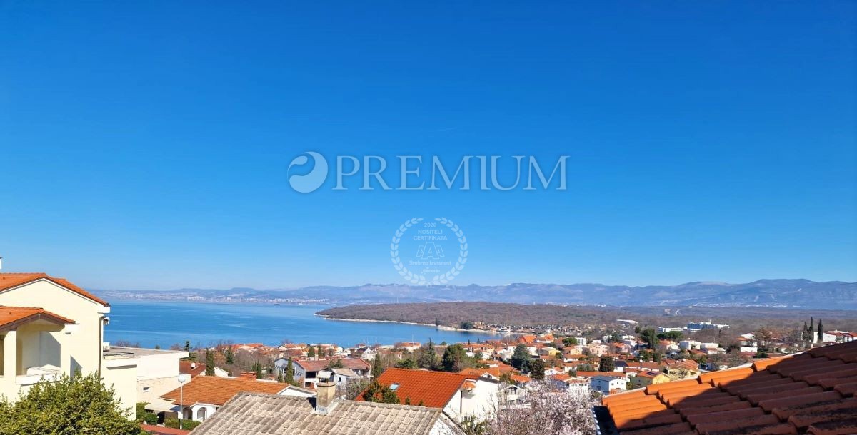 Njivice – Casa in vendita con vista mare!