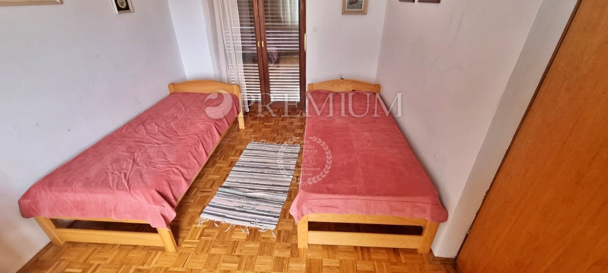 Njivice – Casa in vendita con vista mare!