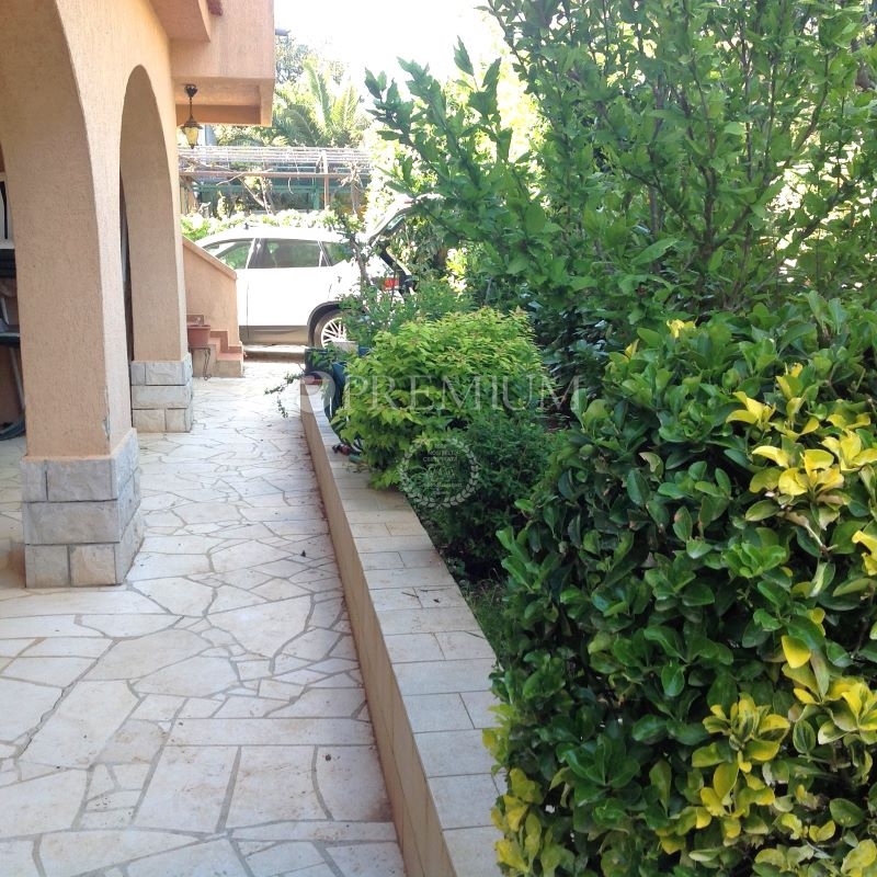 Mali Lošinj, casa indipendente con due unità abitative!