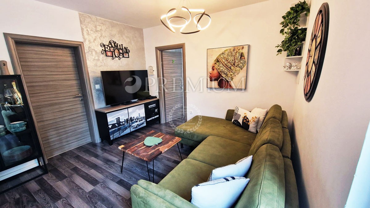 Città di Krk, appartamento in vendita al piano terra, vicino a tutti i servizi!