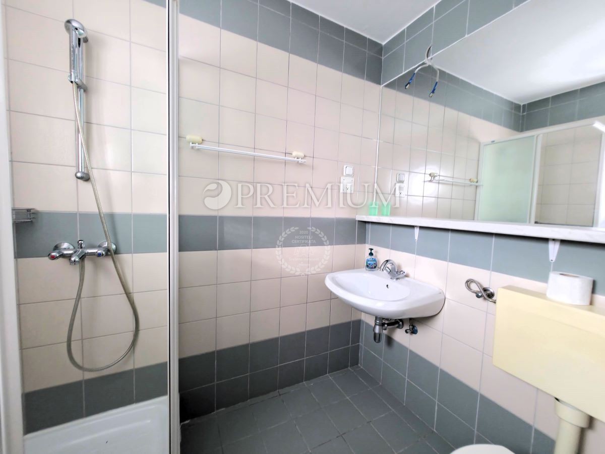 Malinska, appartamento, 45 m², a 140 m dalla spiaggia!