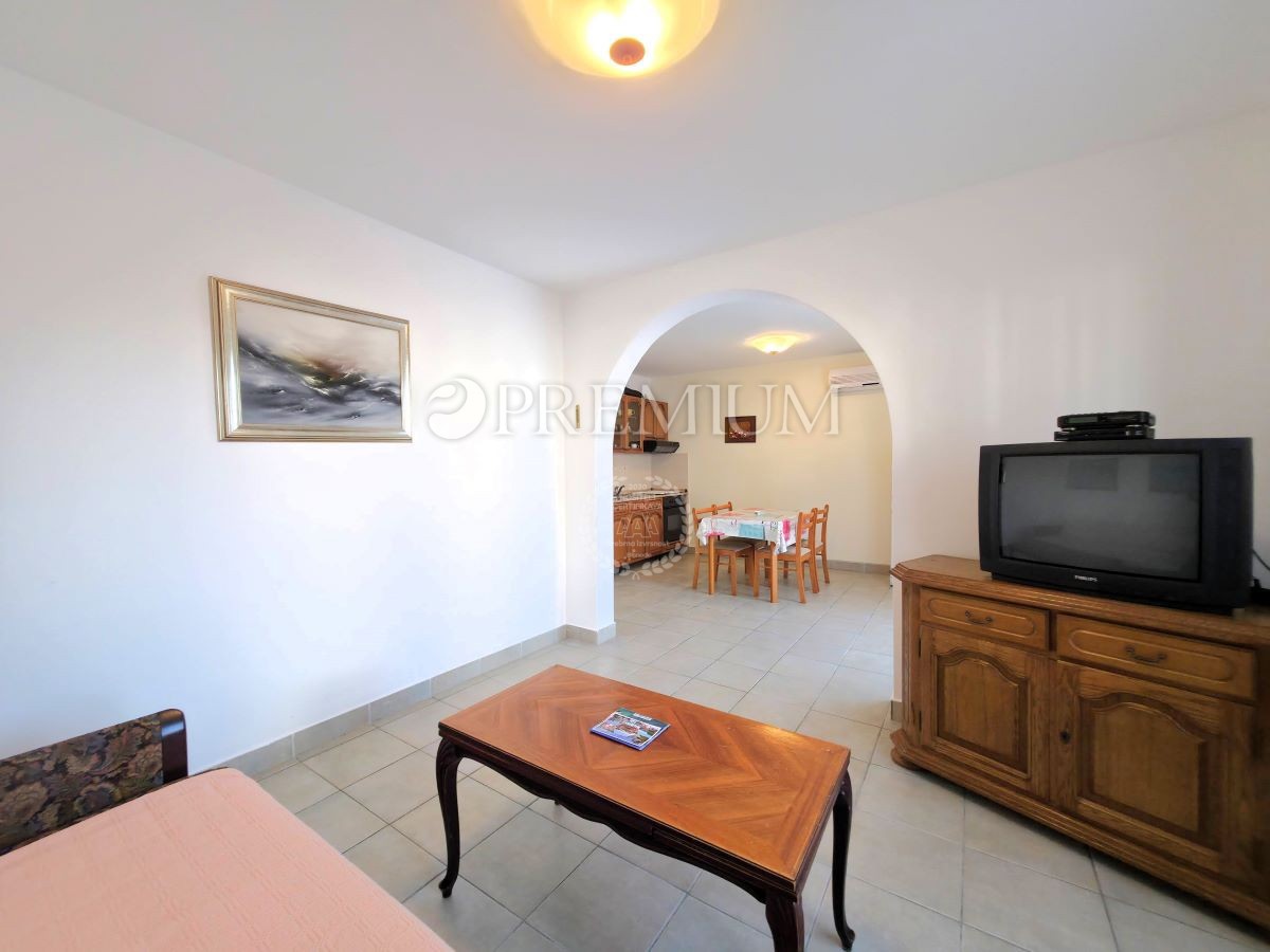 Malinska, appartamento, 45 m², a 140 m dalla spiaggia!