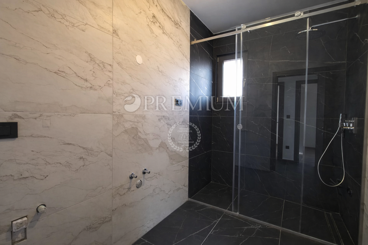 Krk, attico con vista mare, nuova costruzione!