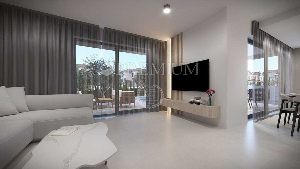 Malinska, casa con piscina e vista mare, nuova costruzione!