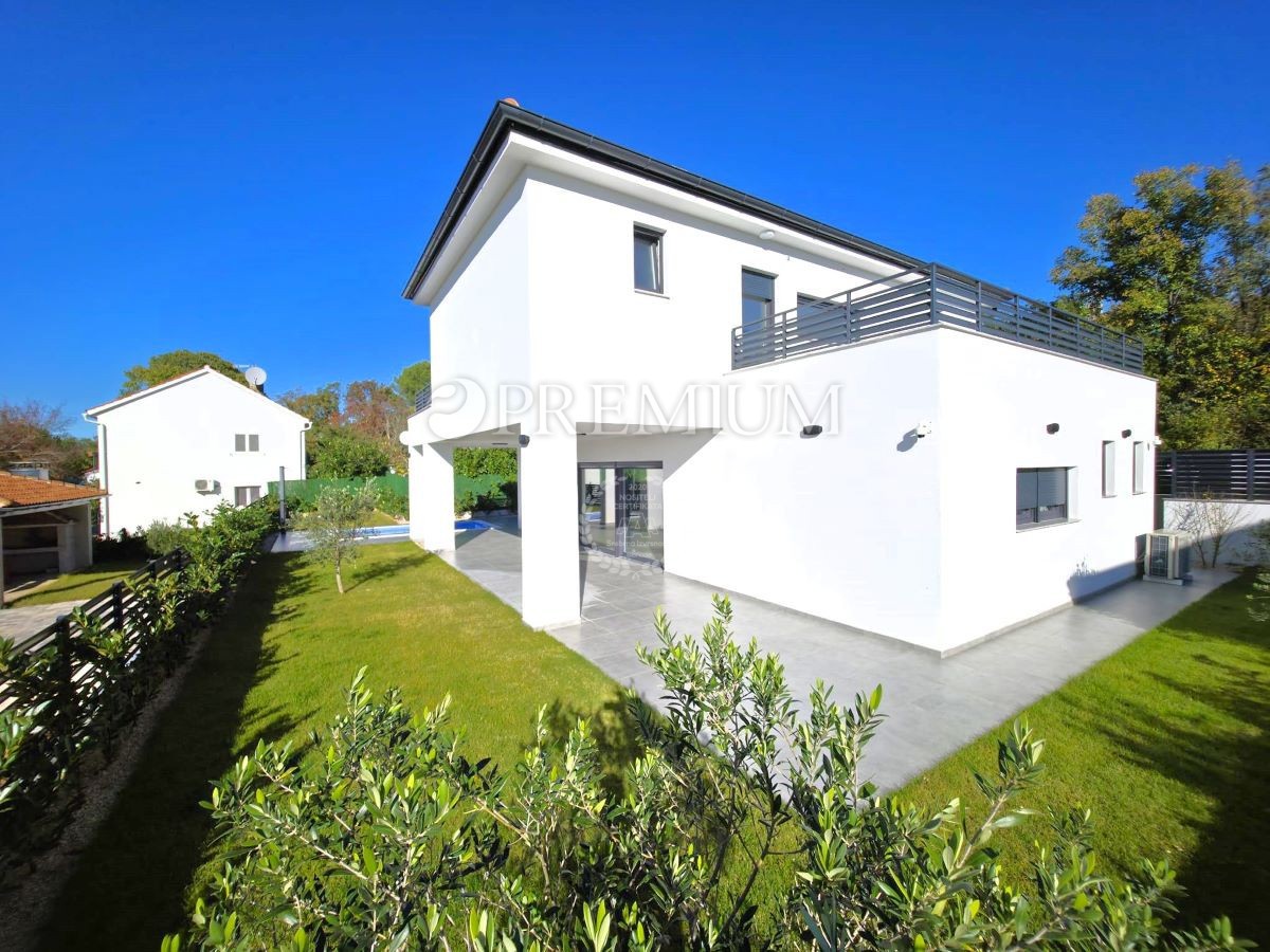 Malinska, nuova casa familiare in una posizione tranquilla!