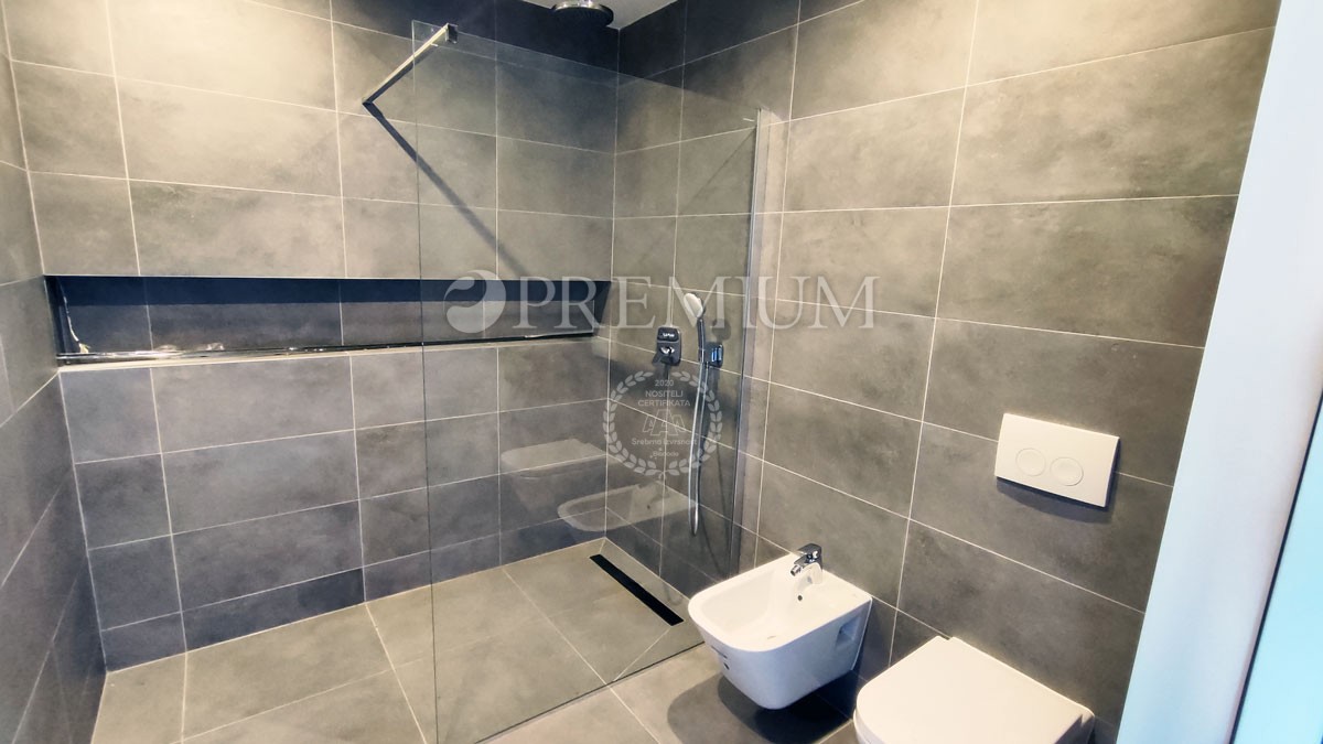 Krk, dintorni, nuova costruzione di lusso in vendita in una posizione tranquilla!