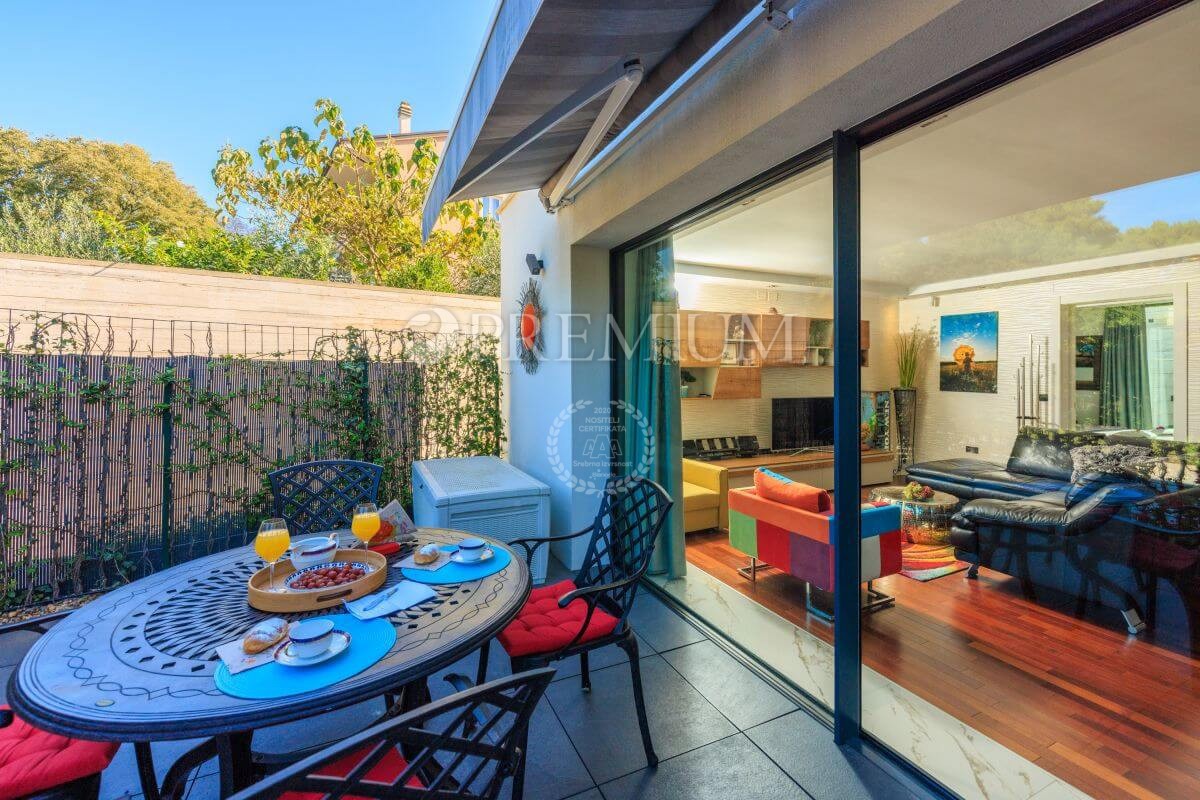 Malinska, Appartamento al piano terra in villa urbana!