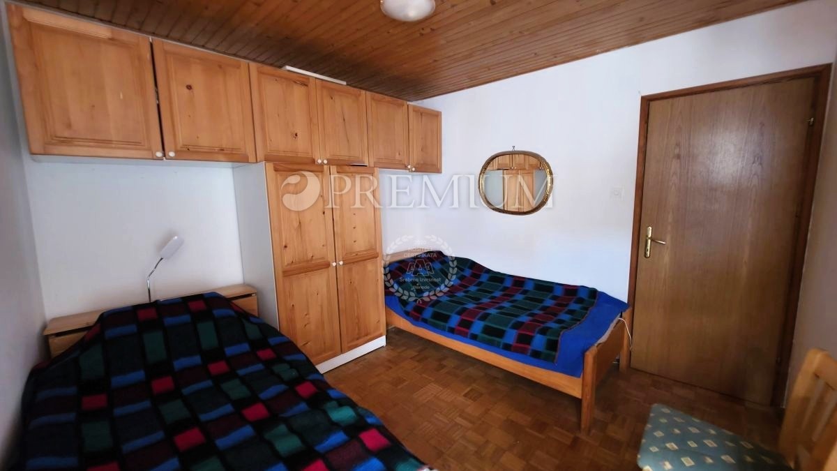 Punat, appartamento con due camere da letto, a 350m dal mare
