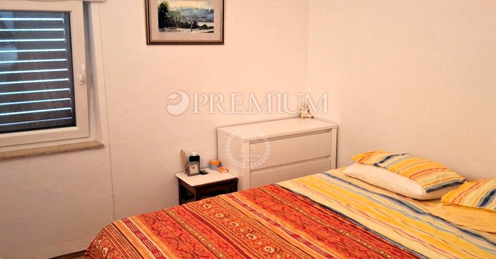 Malinska, appartamento con vista mare, posizione tranquilla!