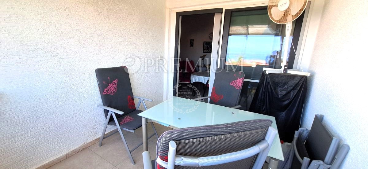 Malinska, appartamento con vista mare, posizione tranquilla!