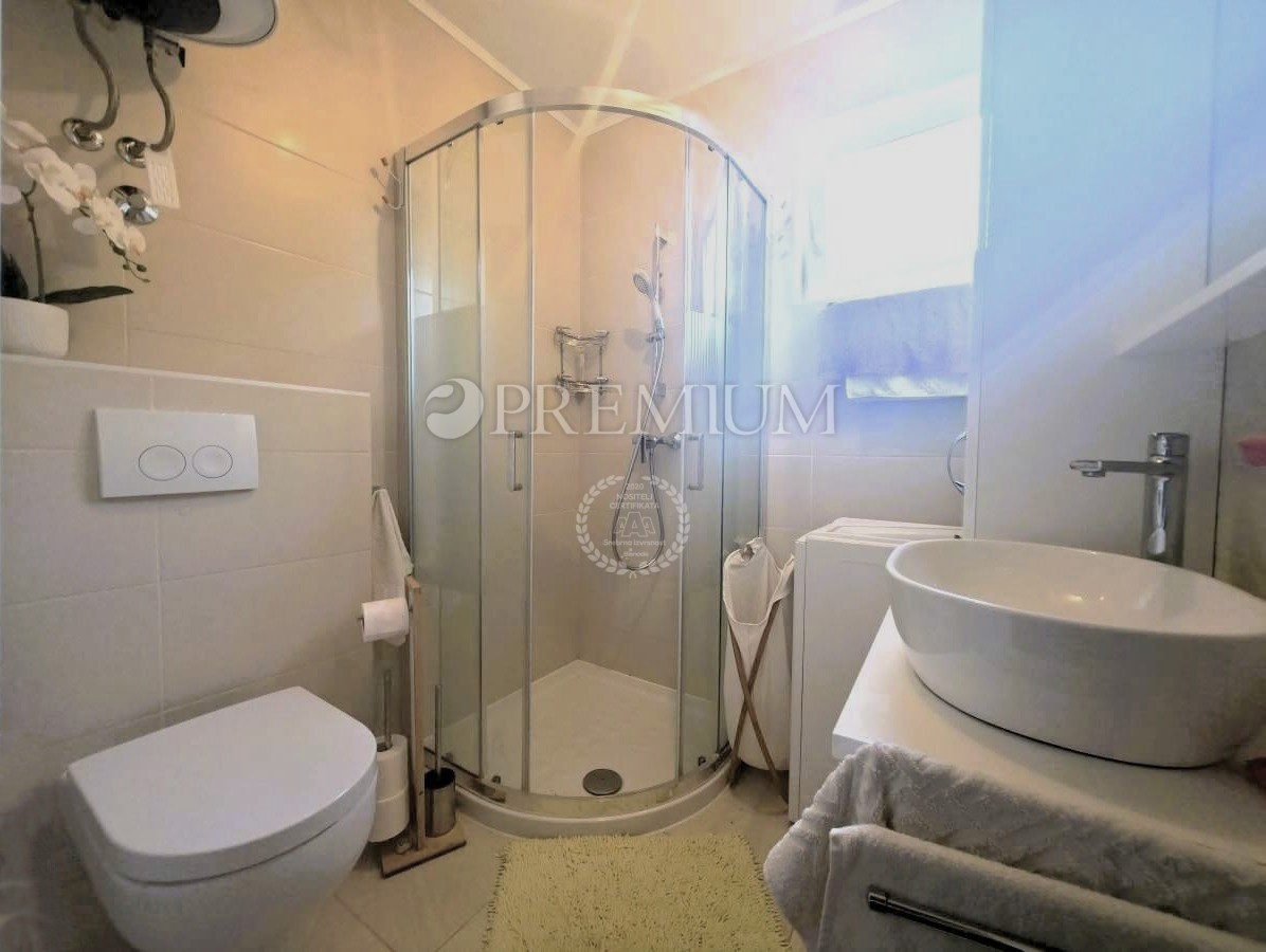 Njivice, appartamento in vendita – ottima posizione!