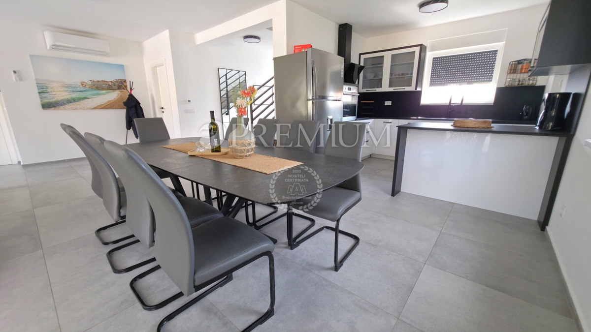 Dintorni di Krk, casa indipendente con piscina!