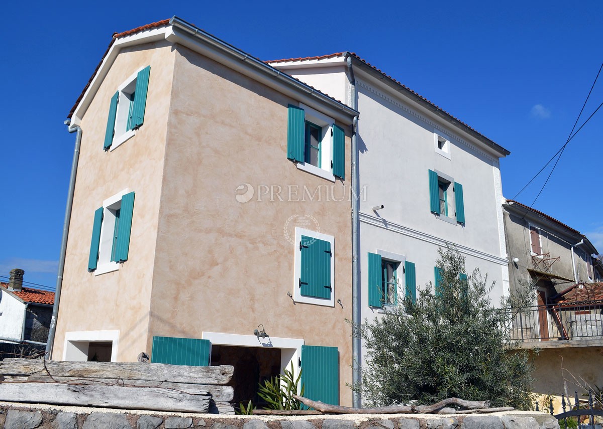 Malinska, casa mediterranea autoctona con piscina!