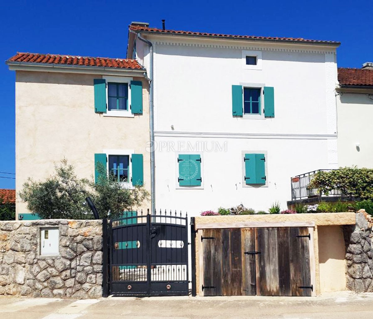 Malinska, casa mediterranea autoctona con piscina!