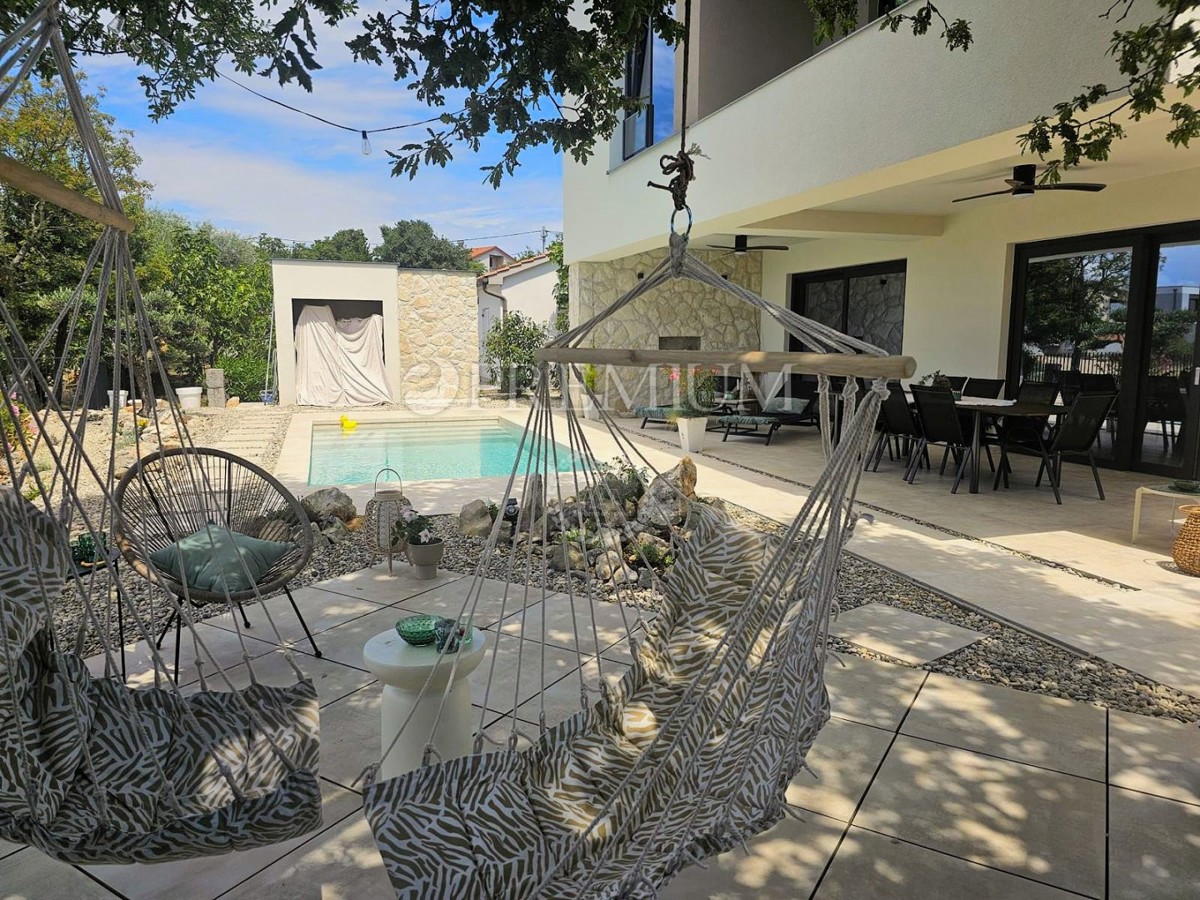 Casa indipendente con piscina – vicino a Krk!