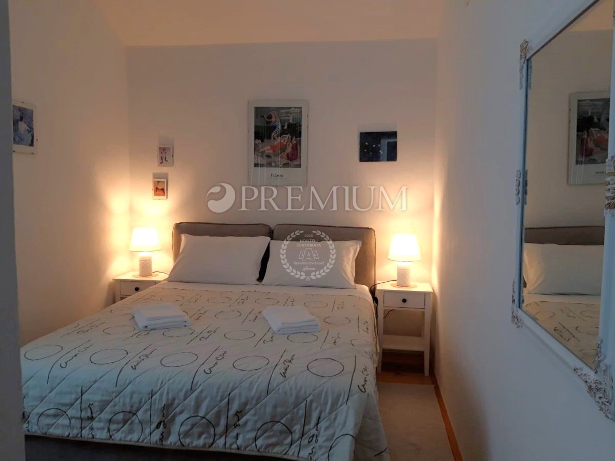 Vicino a Malinska, casa in pietra con piscina e giardino!